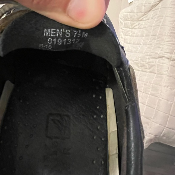 Sperry navy blue boat shoes in sz. 7.5M - Picture 5 of 8